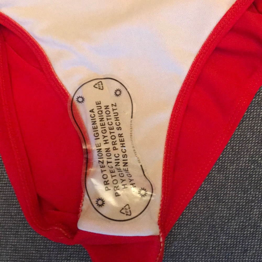 BNWOT Bae Watch❤️Still protection on it. S Large - Picture 5 of 5